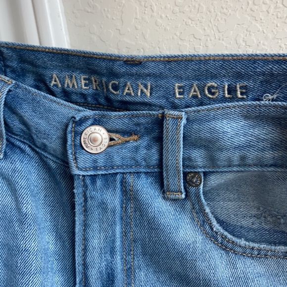 American Eagle Mom Jean - Picture 7 of 12